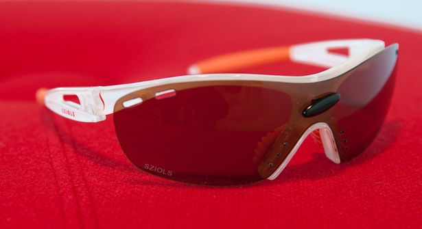 X-Kross sportglasögon till Sverige