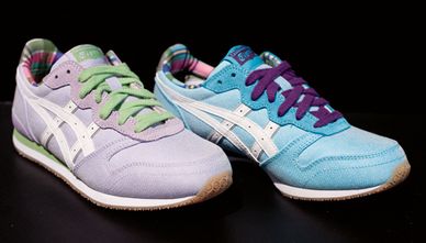 Asics köper Haglöfs