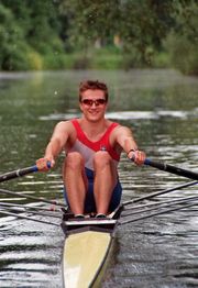 Etto och Swiss Eye under samma tak